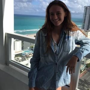 Meet your Posher, Veronica